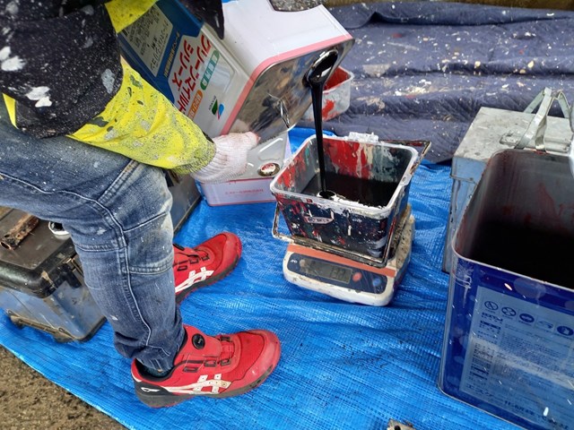 クリーンマイルドシリコンで仕上げ塗装